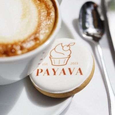 Custom biscuits with your logo