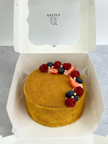 22.11 Hands-On Honey Cake Masterclass in London