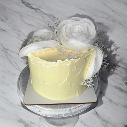 Luxury Flowers Happy Birthday Bento Cake