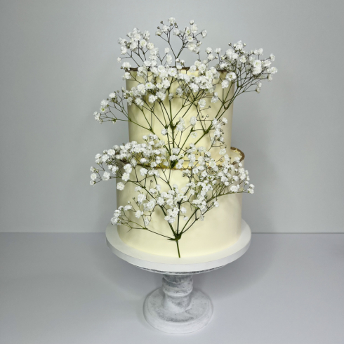 Wedding Cake With Flowers