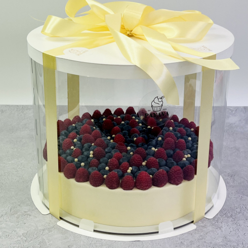 Wedding Cake With Berries