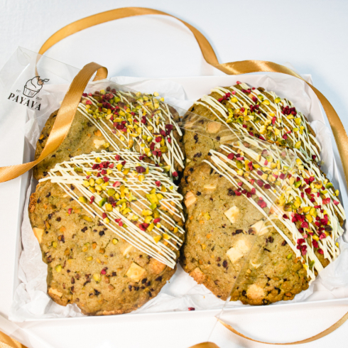 Pistachio/Raspberry Cookie