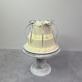 Lambeth Cake Two Tier