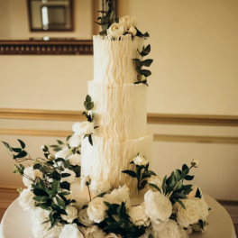 Wedding Cake 3 Tiers